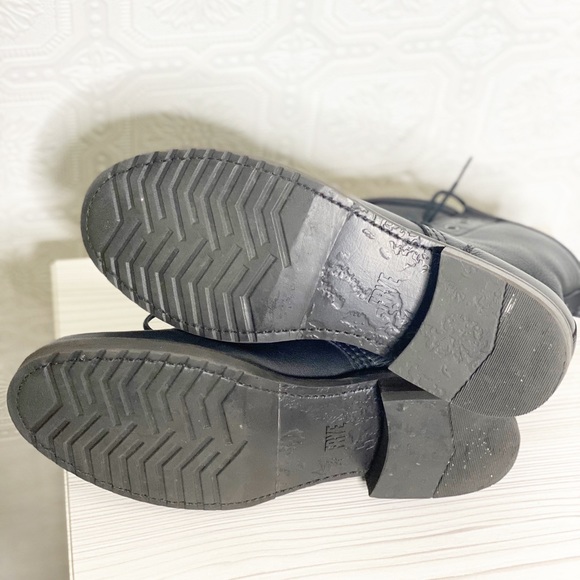 SOLD - FRYE Veronica Lace Up Combat Boots 9 Black - Picture 7 of 9